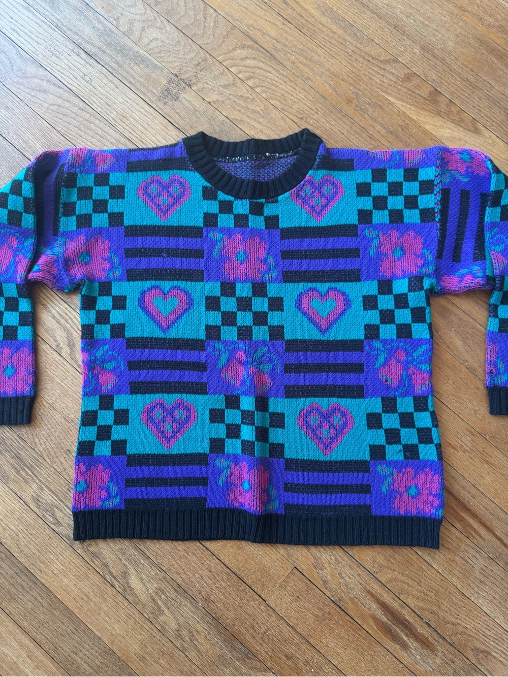 Colorblock Heart Pattern Sweater - Teal & Purple